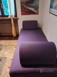 Sofa' come nuovo .I cuscinoni sono  spostabili.