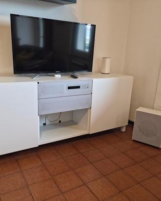 Mobile per Tv Ikea modello Besta con audio