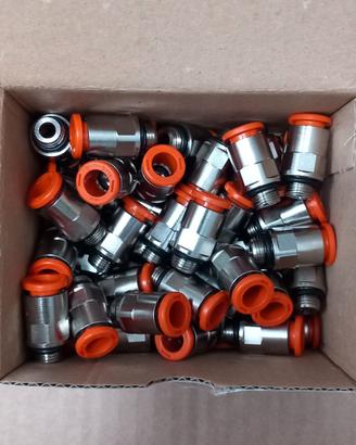 N.100 raccordi pneumatici dritti da 1/8" tubo D.8 
