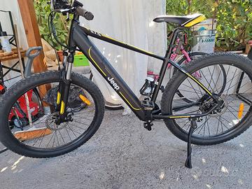 Bici mountain bike jeep