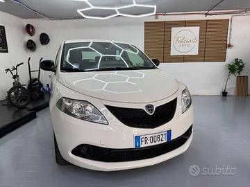 Lancia Ypsilon Gold Unico proprietario