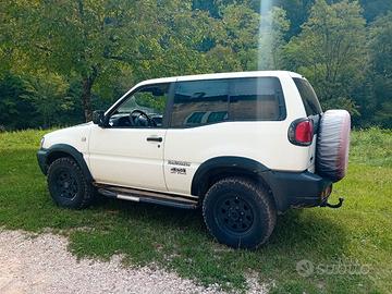 Nissan Terrano2 