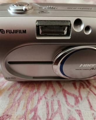 Fotocameradigitale FUJIFILM Finepix A 210 + 2 XD