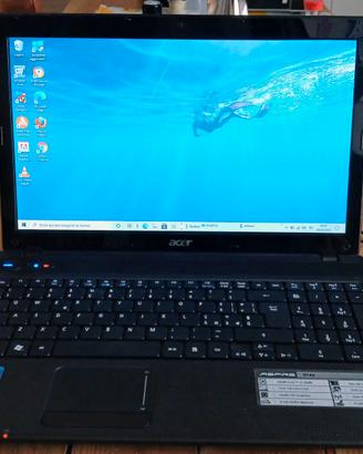 Acer Aspire 5742 win 10