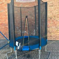Tappeto elastico , trampolino elastico