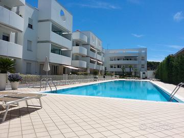 Jesolo-piano terra-piscina-centrale-spiaggia