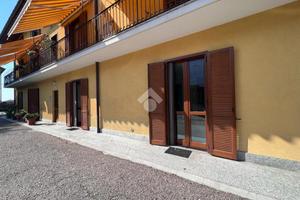 2 LOCALI A VARESE