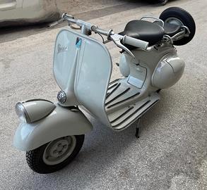 Piaggio Vespa 125cc Faro Basso del 1954