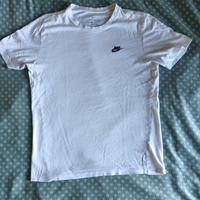 maglia Nike bianca a maniche corte taglia L