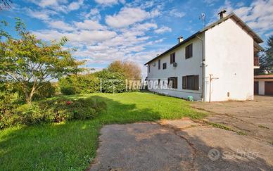 SOLUZIONE INDIPENDENTE CON GIARDINO PRIVATO IN CL