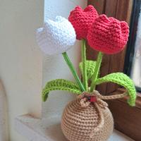Tulipani in vaso uncinetto 