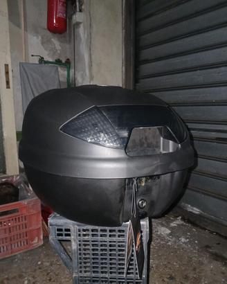 Bauletto Moto/scooter NUOVO ,mai usato