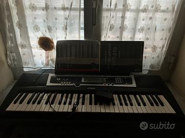 Yamaha YPT-210 - Tastiera elettronica 61 tasti