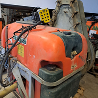 Attrezzatura agricola atomizzatore rimorchio trinc