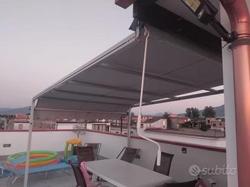 Tenda da sole in alluminio bianco