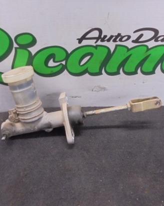 POMPA FRIZIONE KING CAB D21 2.5 D 1992