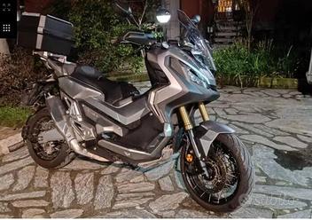 Honda X-ADV 750 usata in vendita in Lombardia