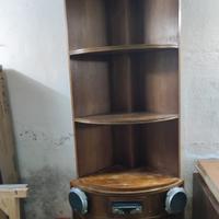 mobile stereo angolare antico 