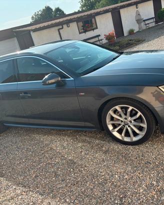 Audi A4 sline con tetto panoramico