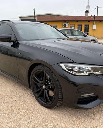 BMW 320 320d TOTAL BLACK mhev 48V Msport auto