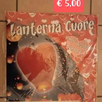Lanterna di carta a forma di cuore 