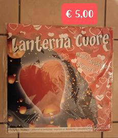 Lanterna di carta a forma di cuore 