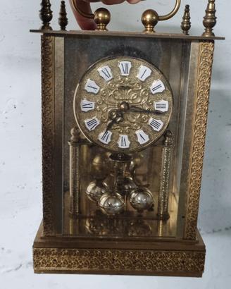 orologio da comodino