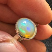 Anello in argento 925 con pietra opale