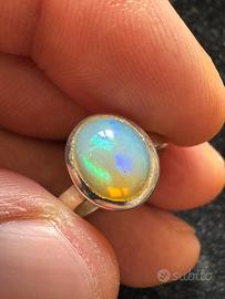 Anello in argento 925 con pietra opale