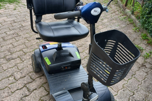 Scooter 4ruote usato
