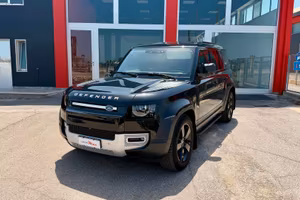 Land Rover Defender 110 3.0d i6mhev X-DynamcHSE