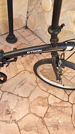 bicicletta pieghevole con rotelle