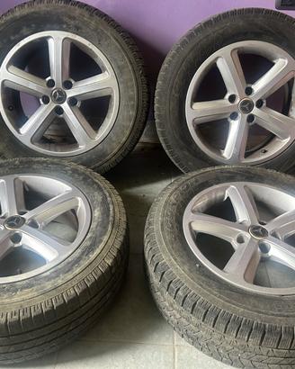 Pirelli scorpion ice e snow 235/60 r17