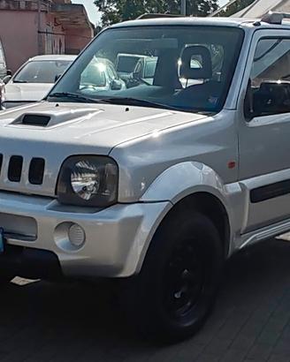 Suzuki Jimny 1.5 DDiS 4WD JLX -MOTORE NUOVO-