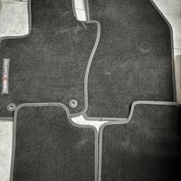 Set tappetini Jeep Renegade MY2019