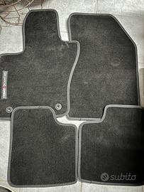 Set tappetini Jeep Renegade MY2019