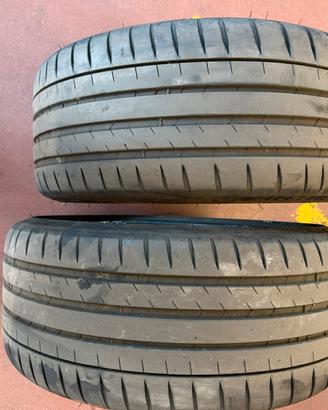 Pneumatici Michelin 225/35/19