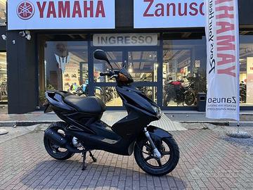 Yamaha Aerox 50 scooter 50 motore 2T Aerox