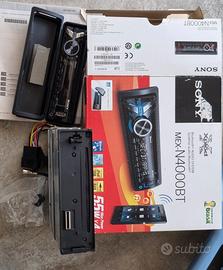 Autoradio Sony con lettore CD, USB e bluetooth