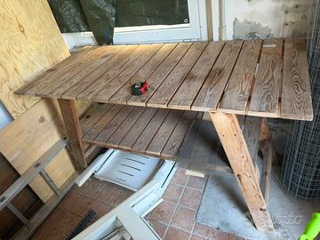 Tavolo legno esterno