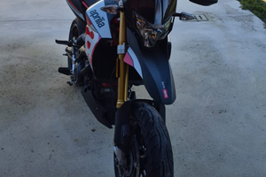 Aprilia Dorsoduro 900