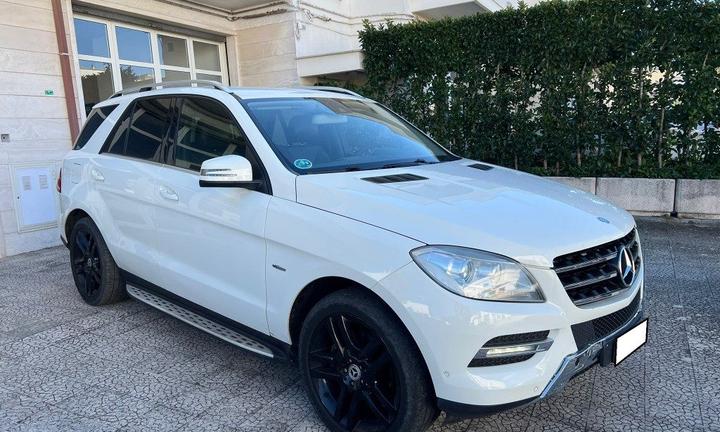 MERCEDES-BENZ ML 250 BlueTEC 4Matic