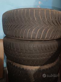 gomme neve e i 185/60 r15  compreso cerchi