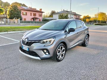 Renault Captur TCe 130 CV EDC FAP Initiale Paris*A
