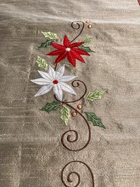 Runner natalizio con ricamo stelle di natale