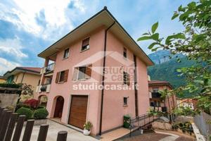 Appartamento di 140 m² con 5 locali a Ala