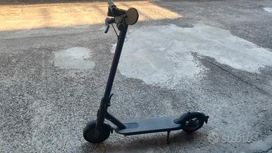 Monopattino elettrico Xiaomi 