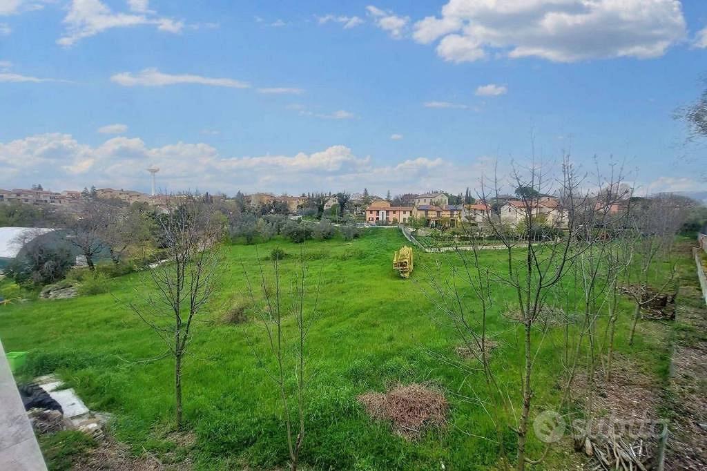 Immobile in asta di 5701 m² a Montefalco - Vista 3