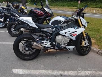 bmw s1000r