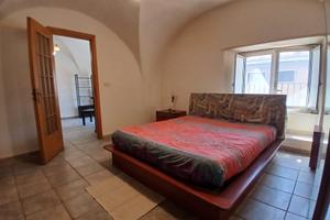 Bilocale ristrutturato zona porto